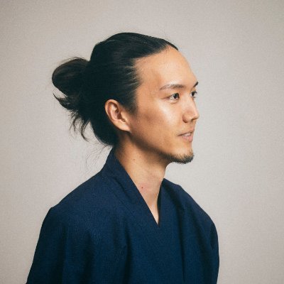 河畠 輝 — Podcaster／エグゼクティブコーチ／経営者