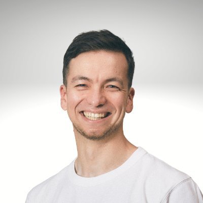 岡田 毅志リチャード — エグゼクティブコーチ／Podcast『戦略的幸福論』『Notable_ Radio』MC